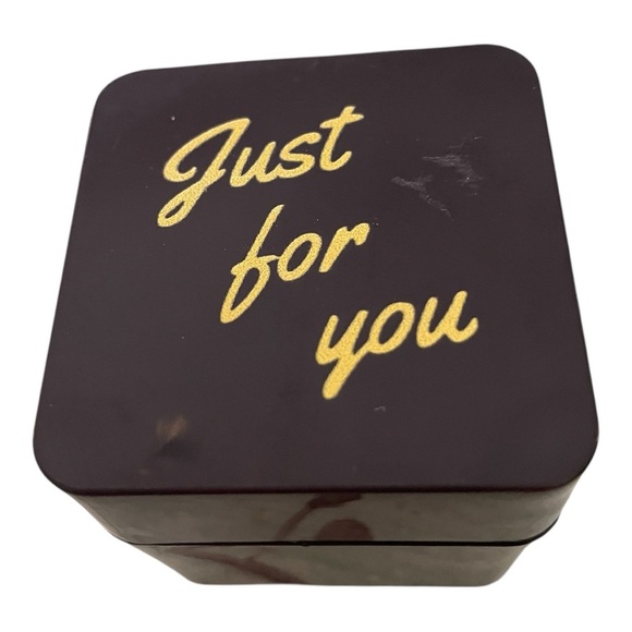 Friends, Family, Coworkers gag gift NWT NIB SEE Listing for details - Picture 1 of 3